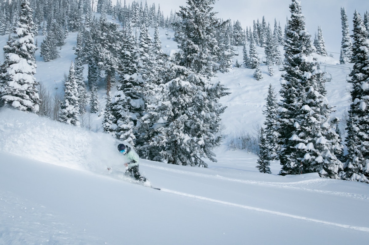 Snowboarder: Brandon Garvey | p: JHMR