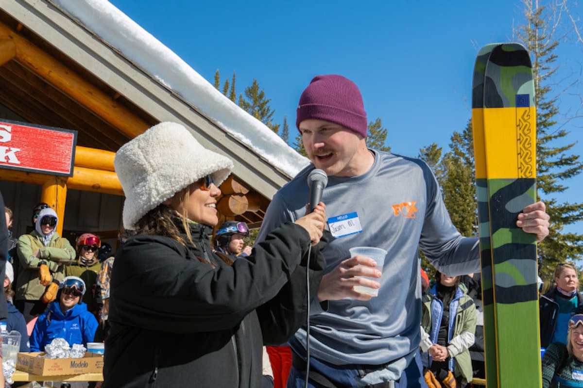 Male winner with skis