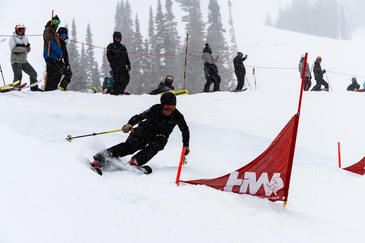skier competing in Dick's Ditch