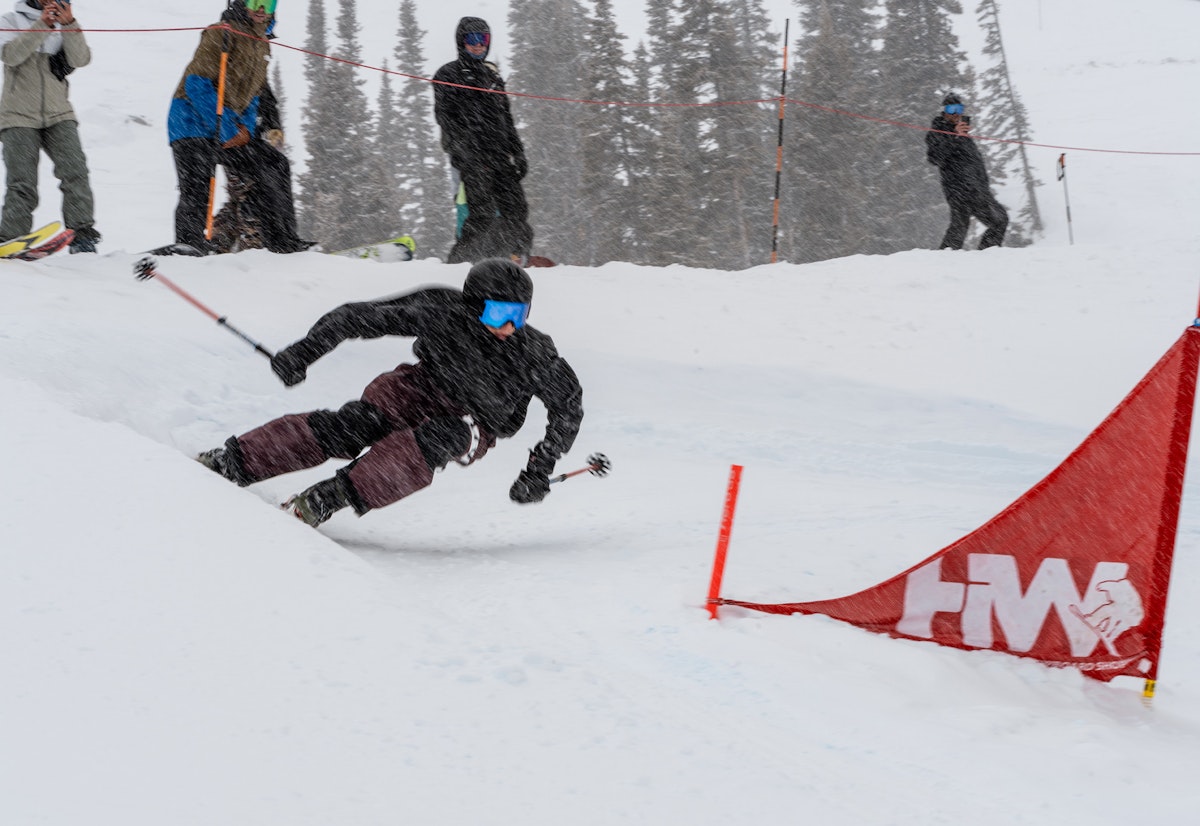 skier competing in Dick's Ditch