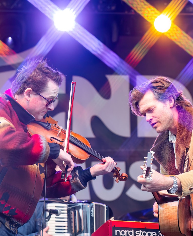 Jamestown Revival | p: Ariel Goldberg