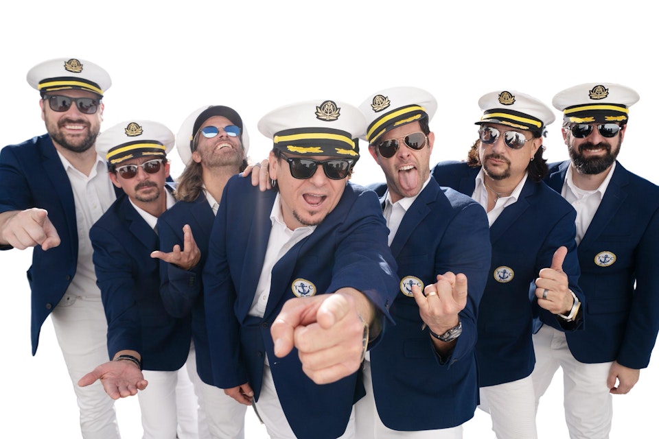 Yachtley Crew