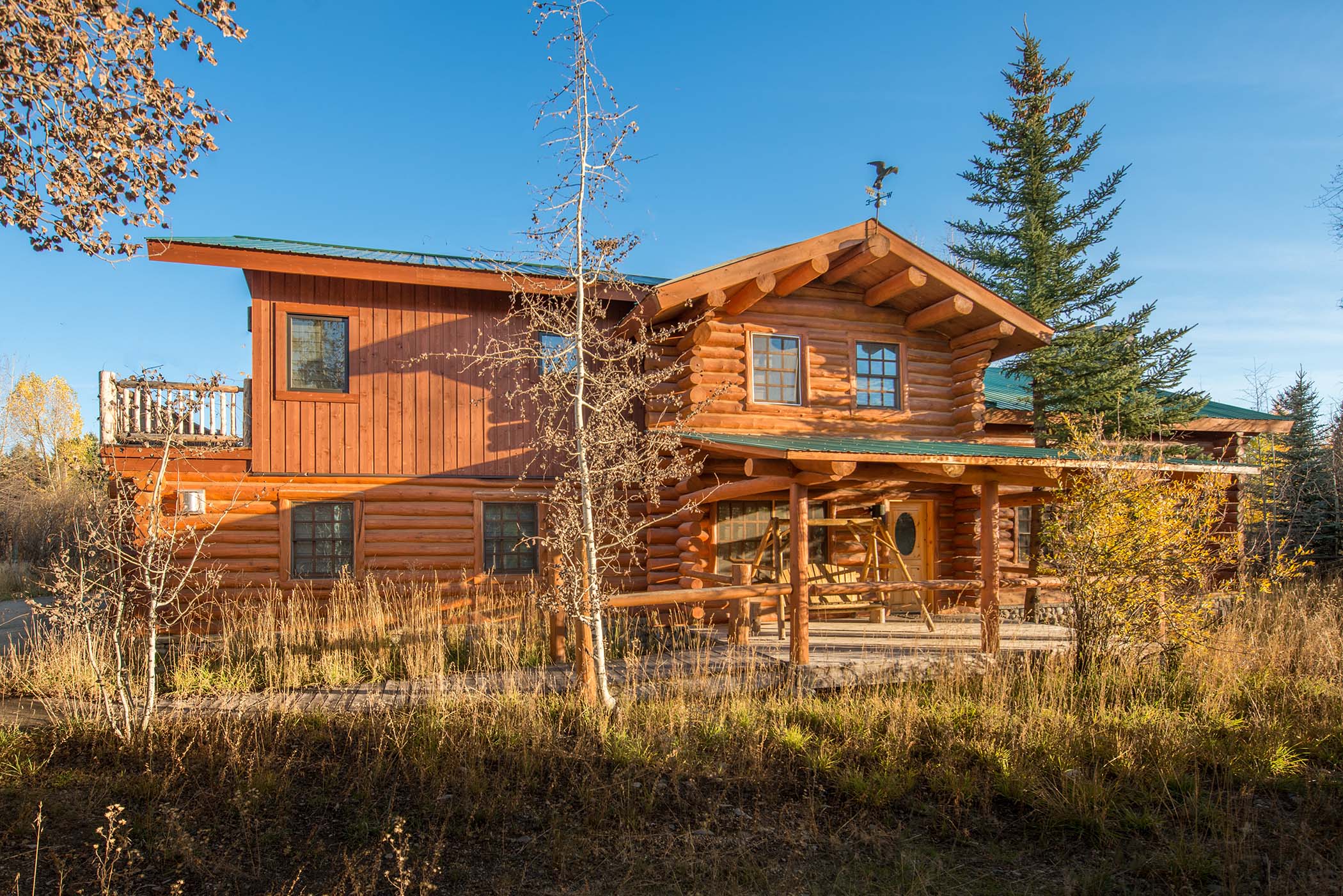 JHRL summer property exterior