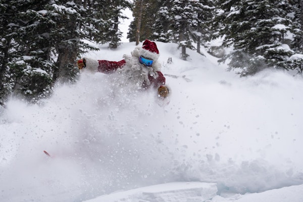 Santa skiing powder
