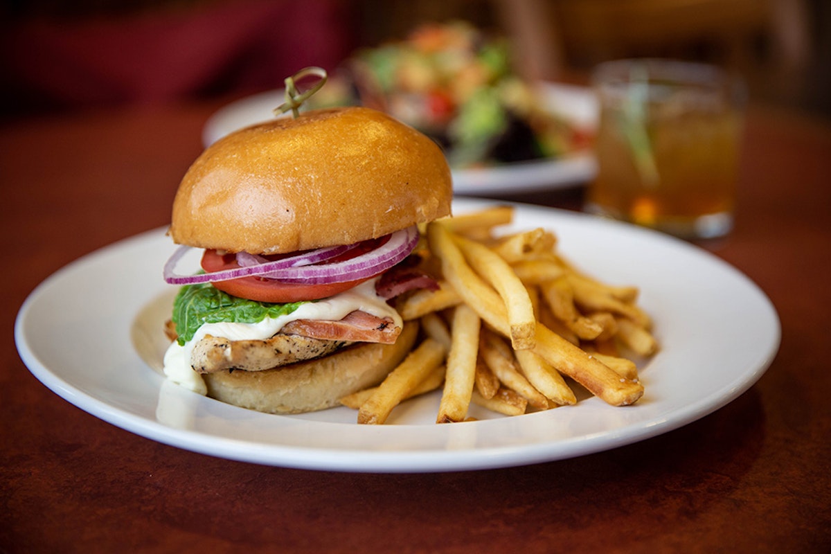 Rendezvous Alpine Kitchen burger