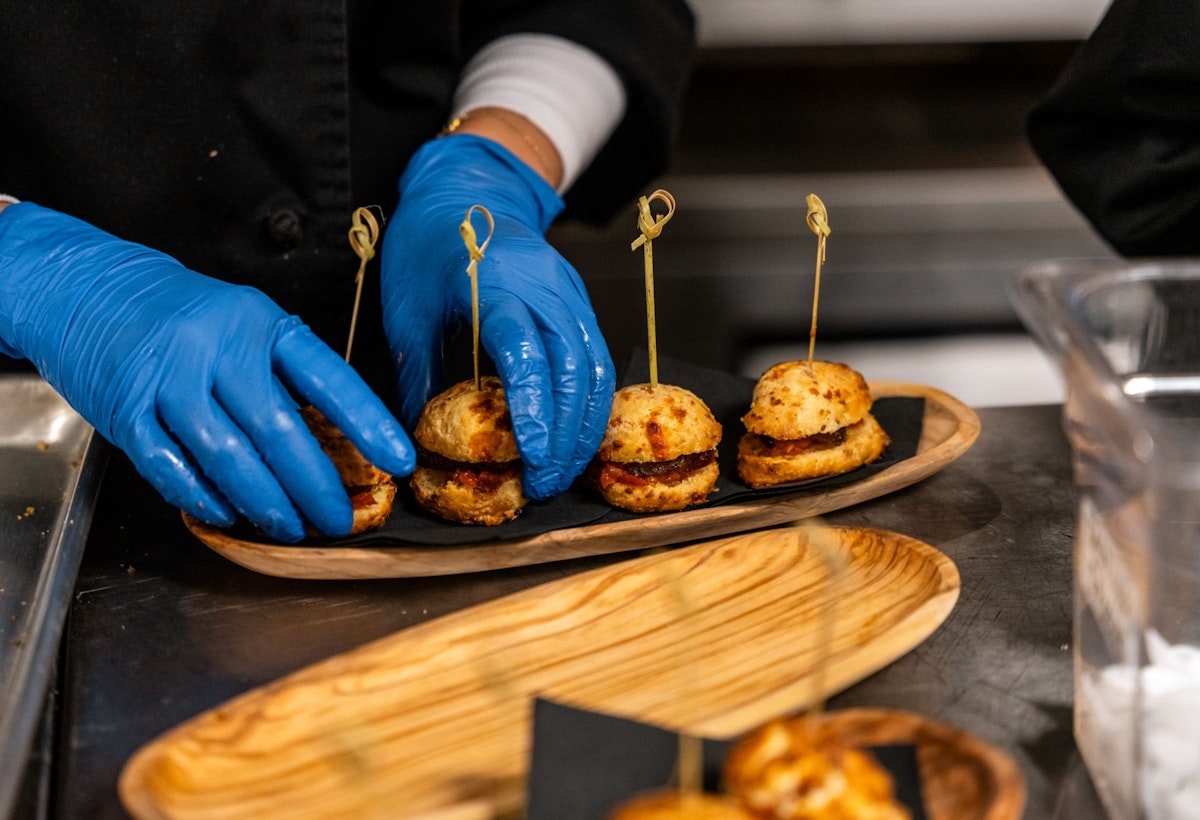 Chef plating sliders