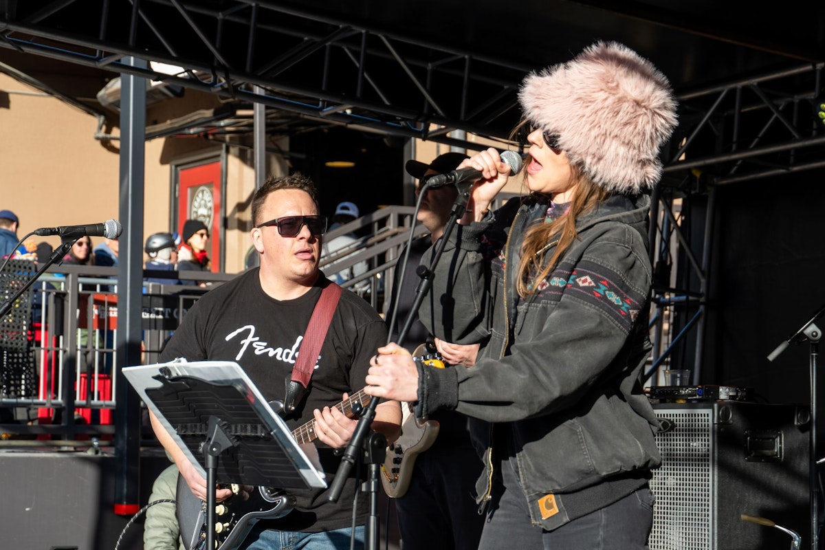 Performers at Road to Rendezvous