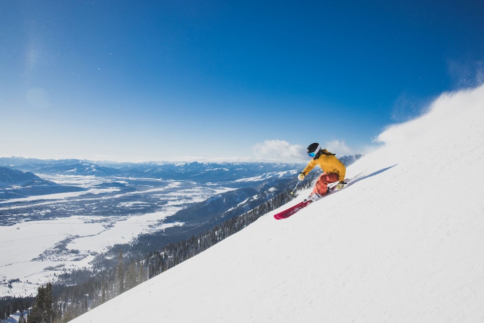 Peak Passholder skiing early gondola