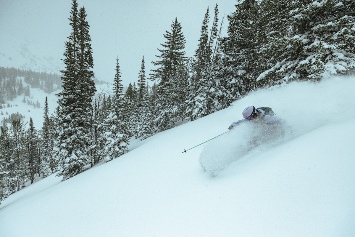 Kristie Ryan dons a white cloak | p. Stephen Shelesky