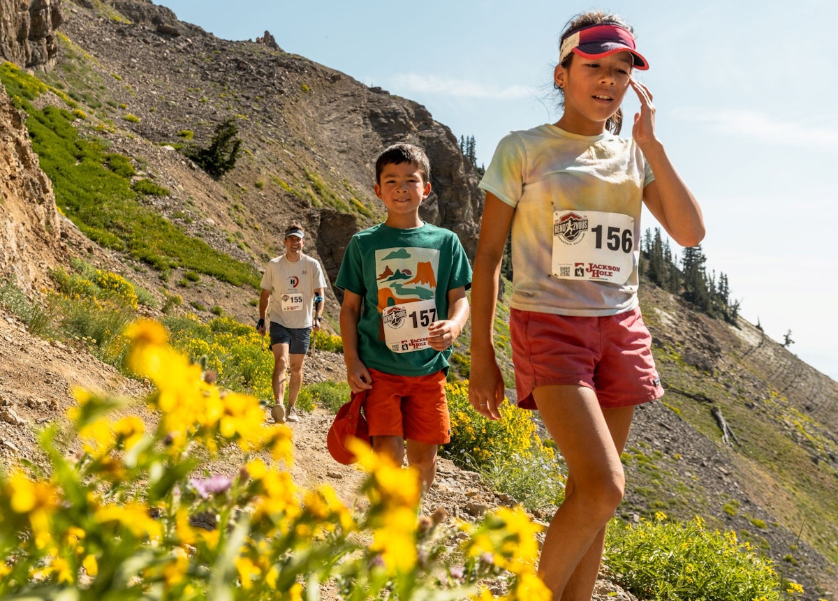Young Runners at Rendezvous Hill Climb