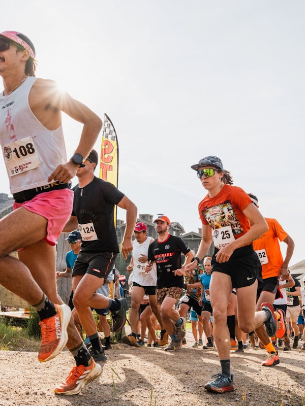 Runners at Rendezvous Hill Climb Start