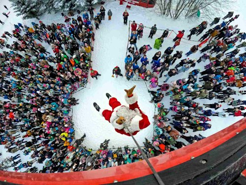 Santa descending from the Jackson Hole Ariel Tram