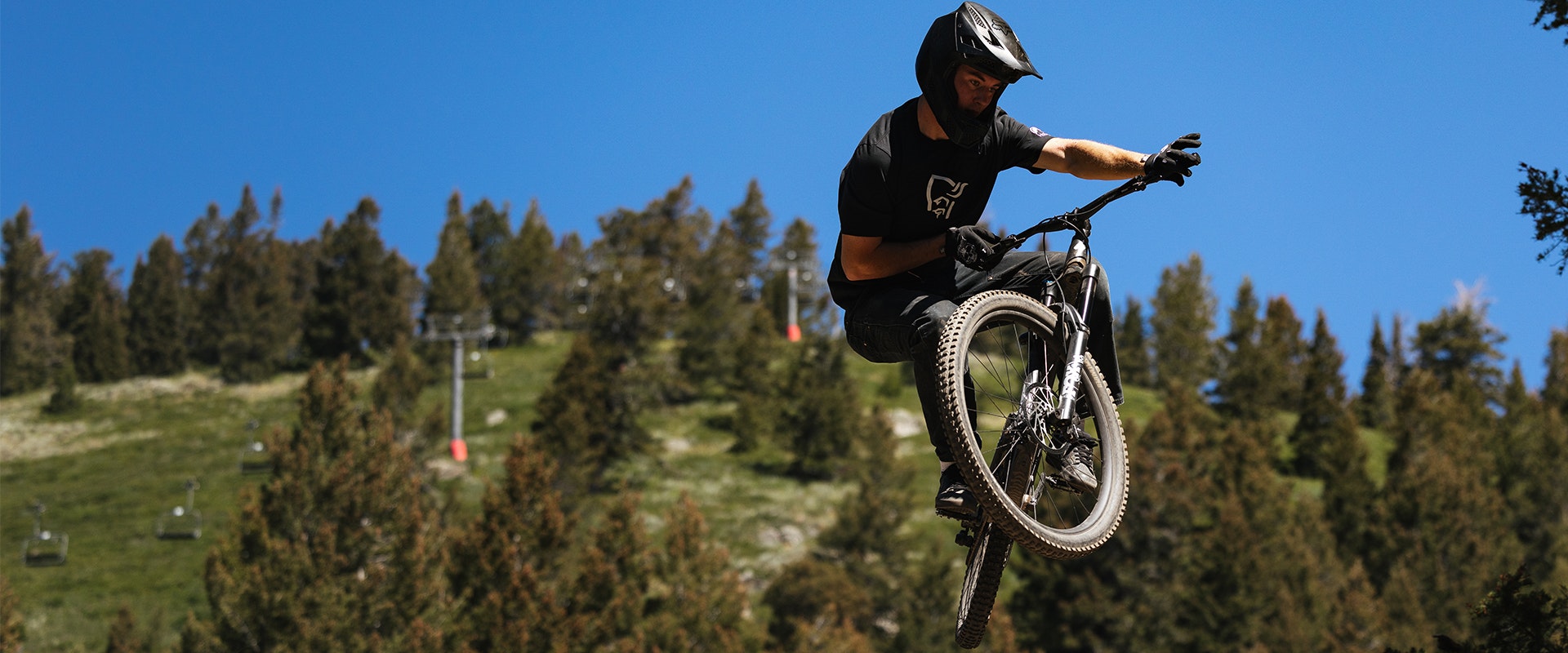 Mountain biker in the air jhmr