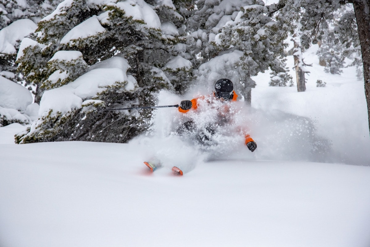 powder skiing casper lift