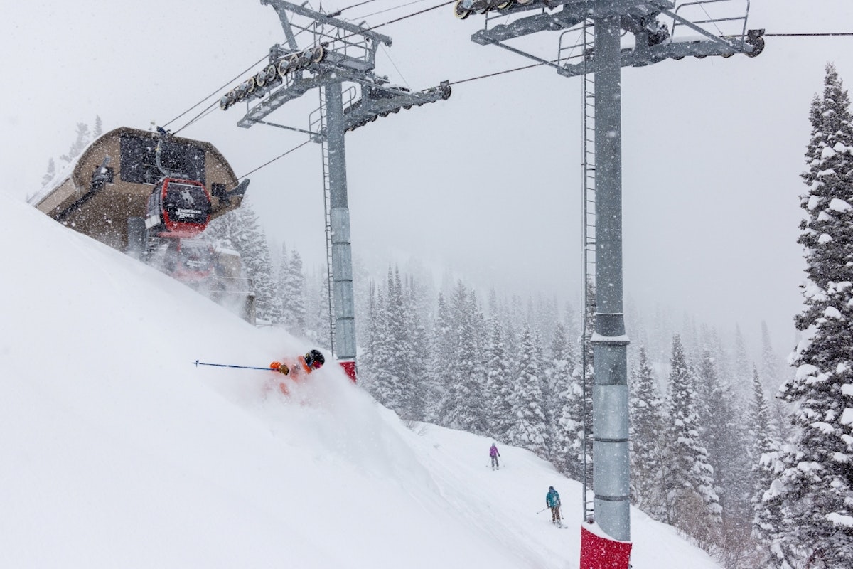 Skiing under sweetwater gondola