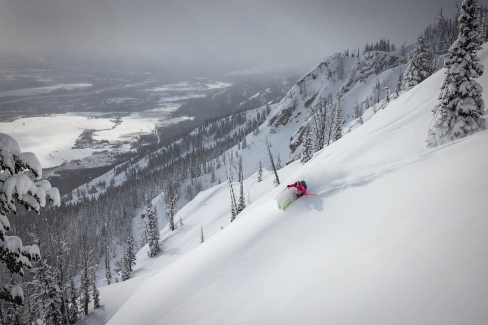 Powder turn early tram