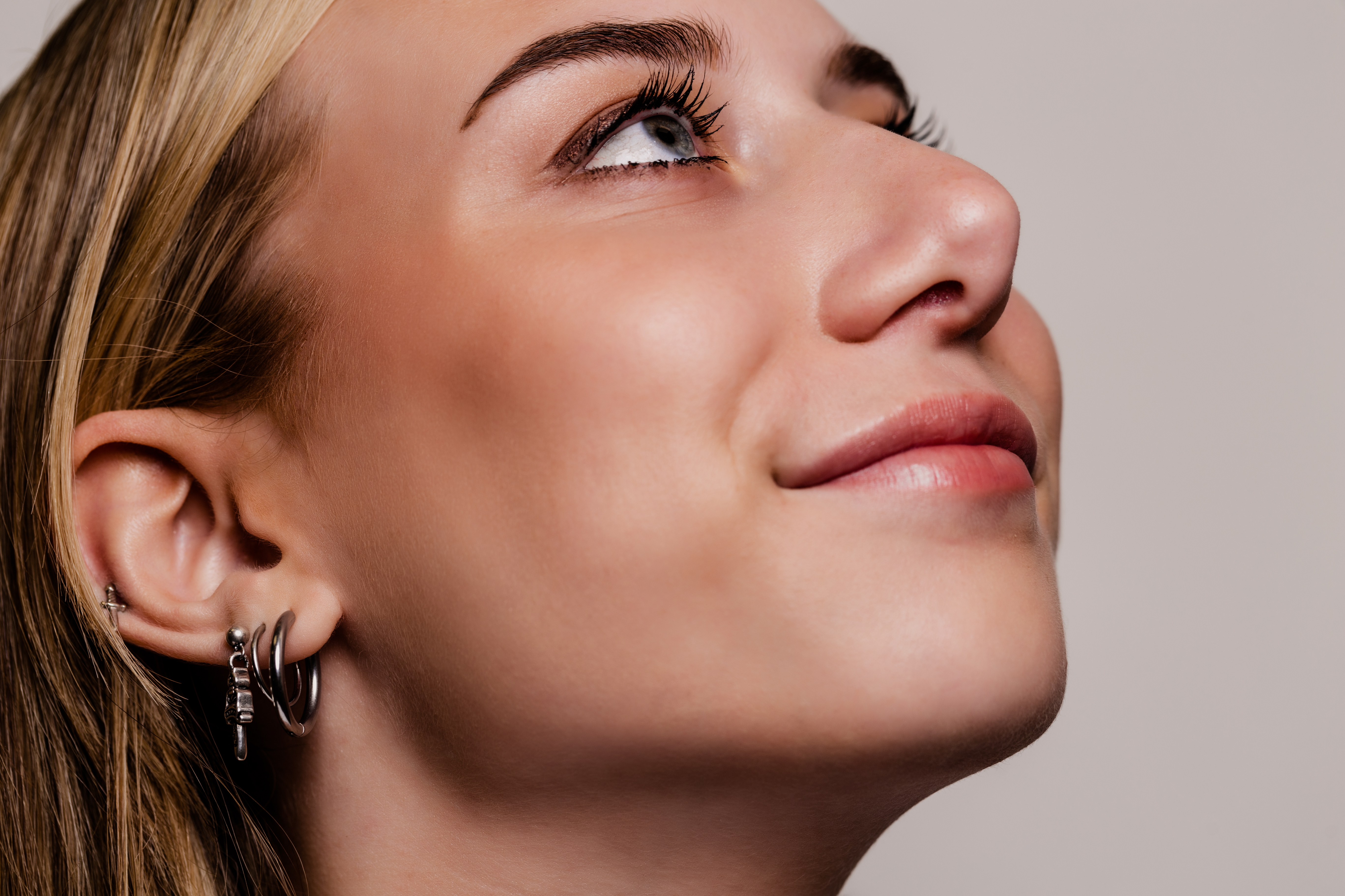 woman with clear skin