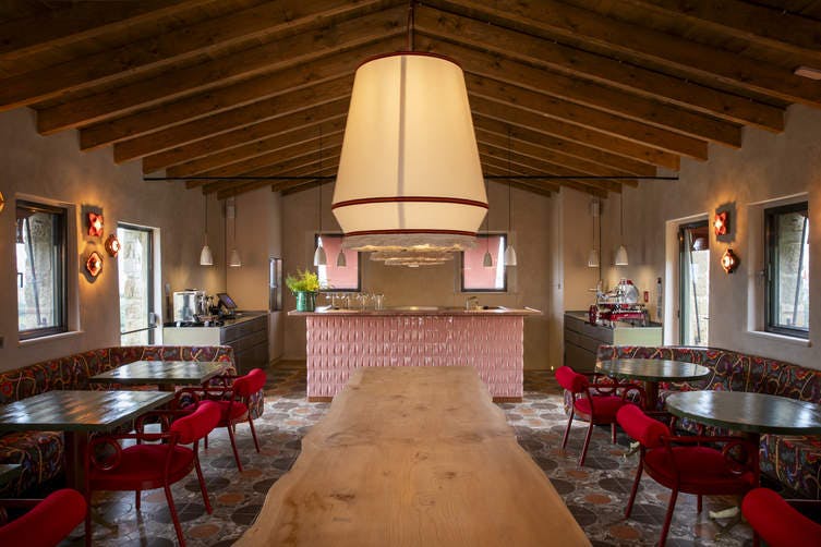 CASA NEWTON - IL CERVO restaurant
