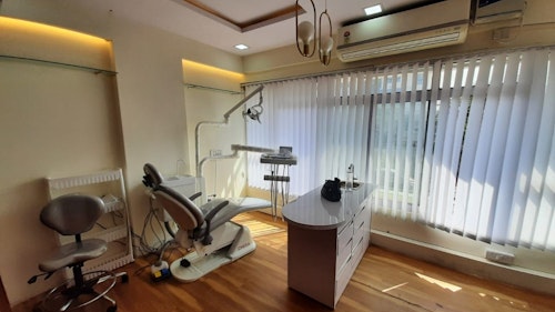 Dezy Dental Clinic In Sapna Sangeeta