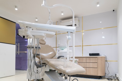 Dezy Dental Clinic In Juhu