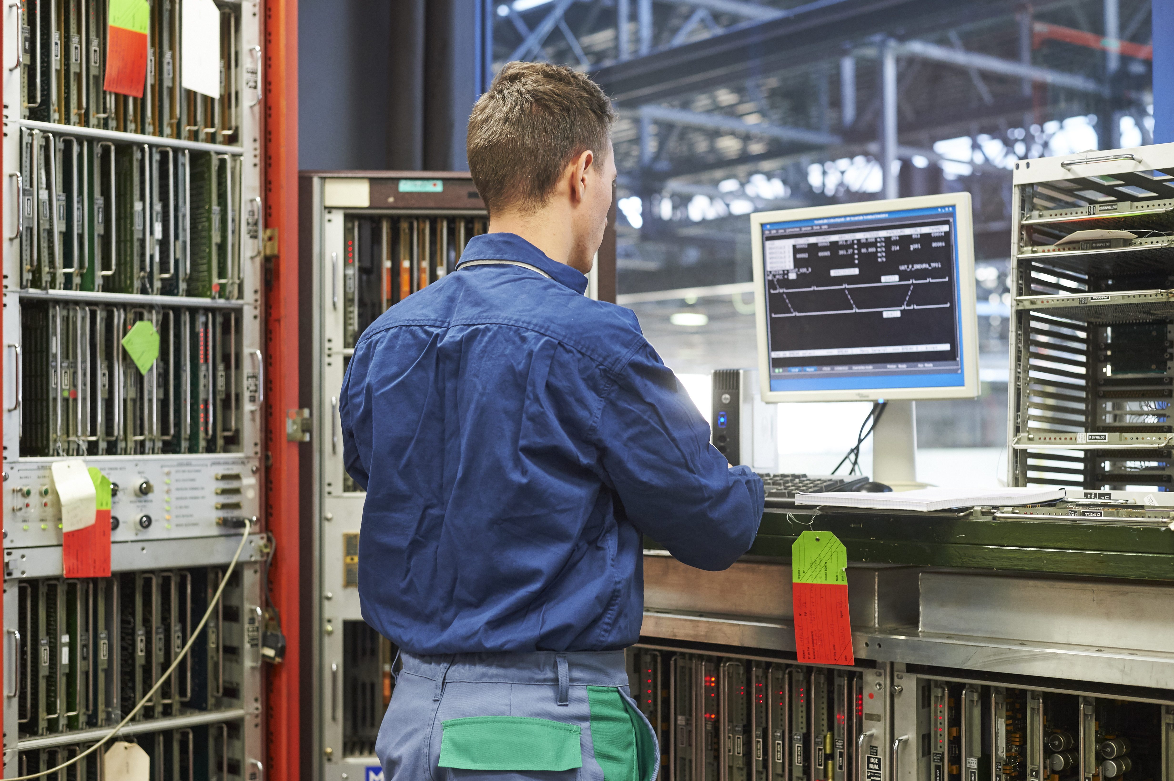 Analyse des données de maintenance. Analyse des données de maintenance sur un ordinateur