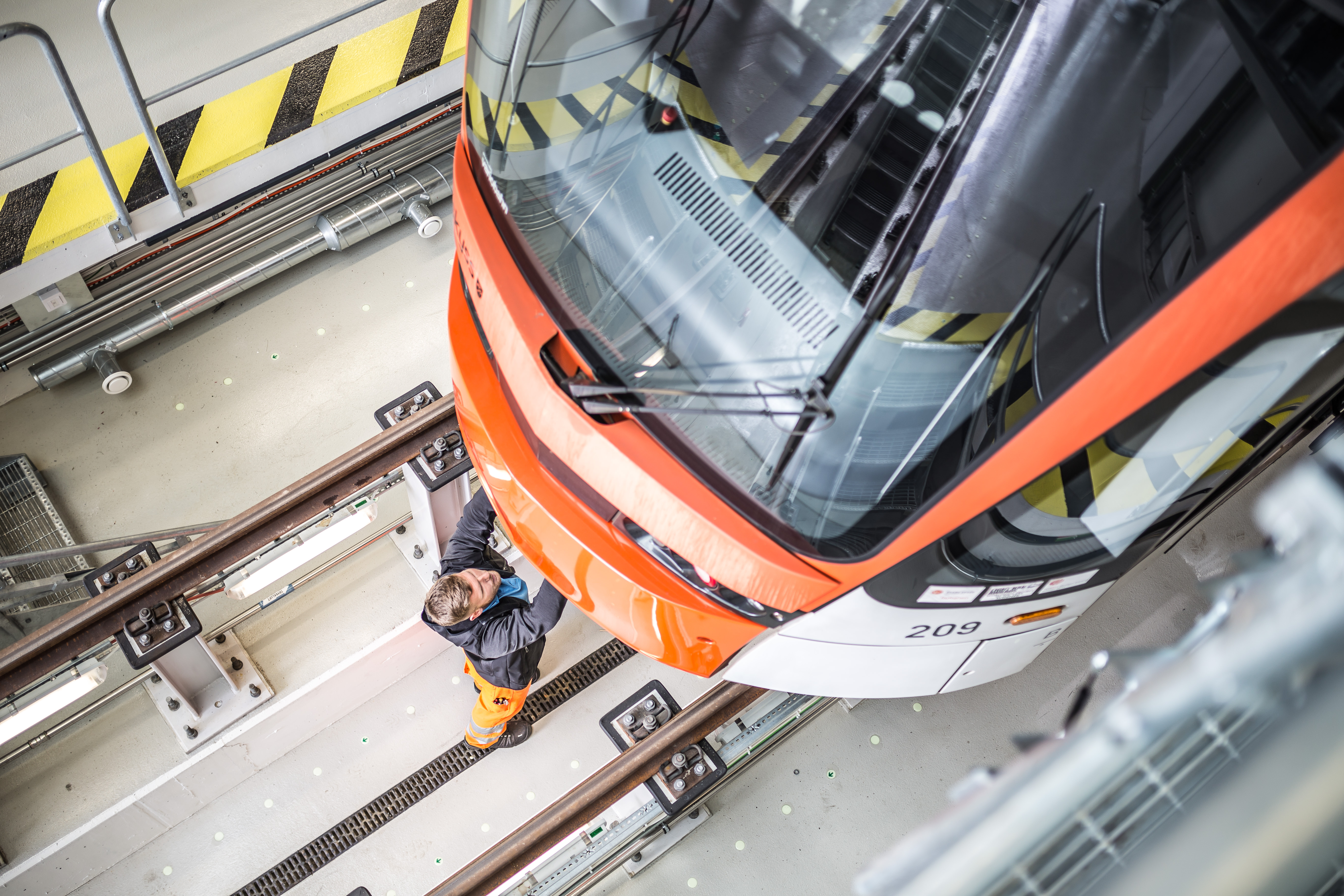 Maintenance on a metro