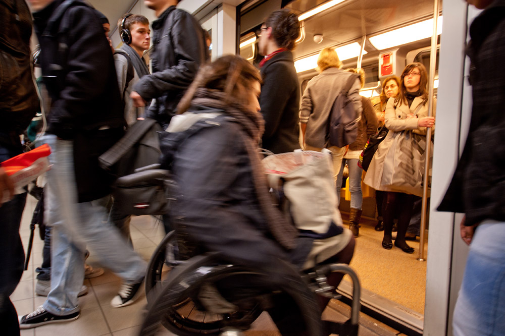 Personne à mobilité réduite sur le réseau de Rennes