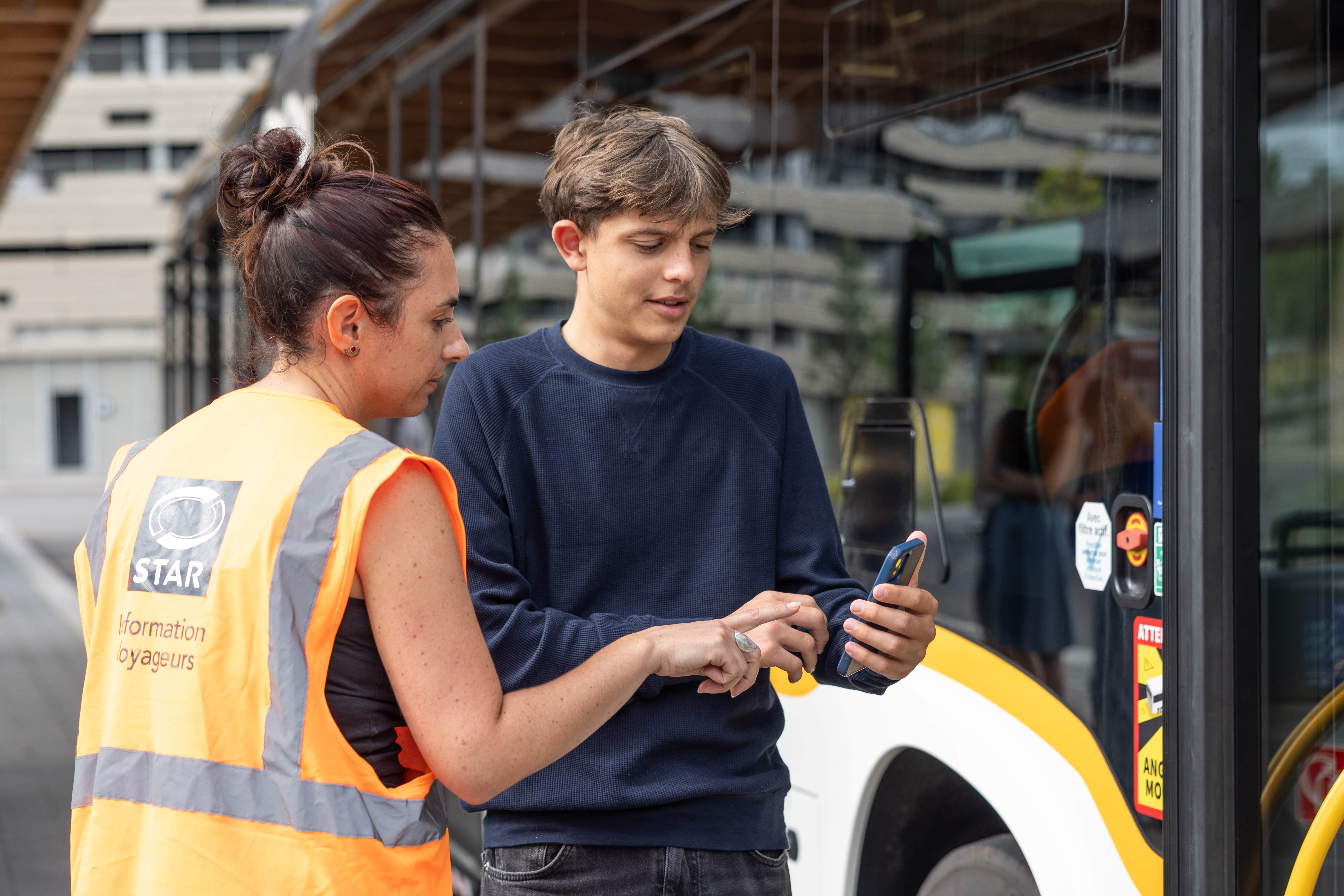 Agent terrain à Rennes photo Agent terrain à Rennes