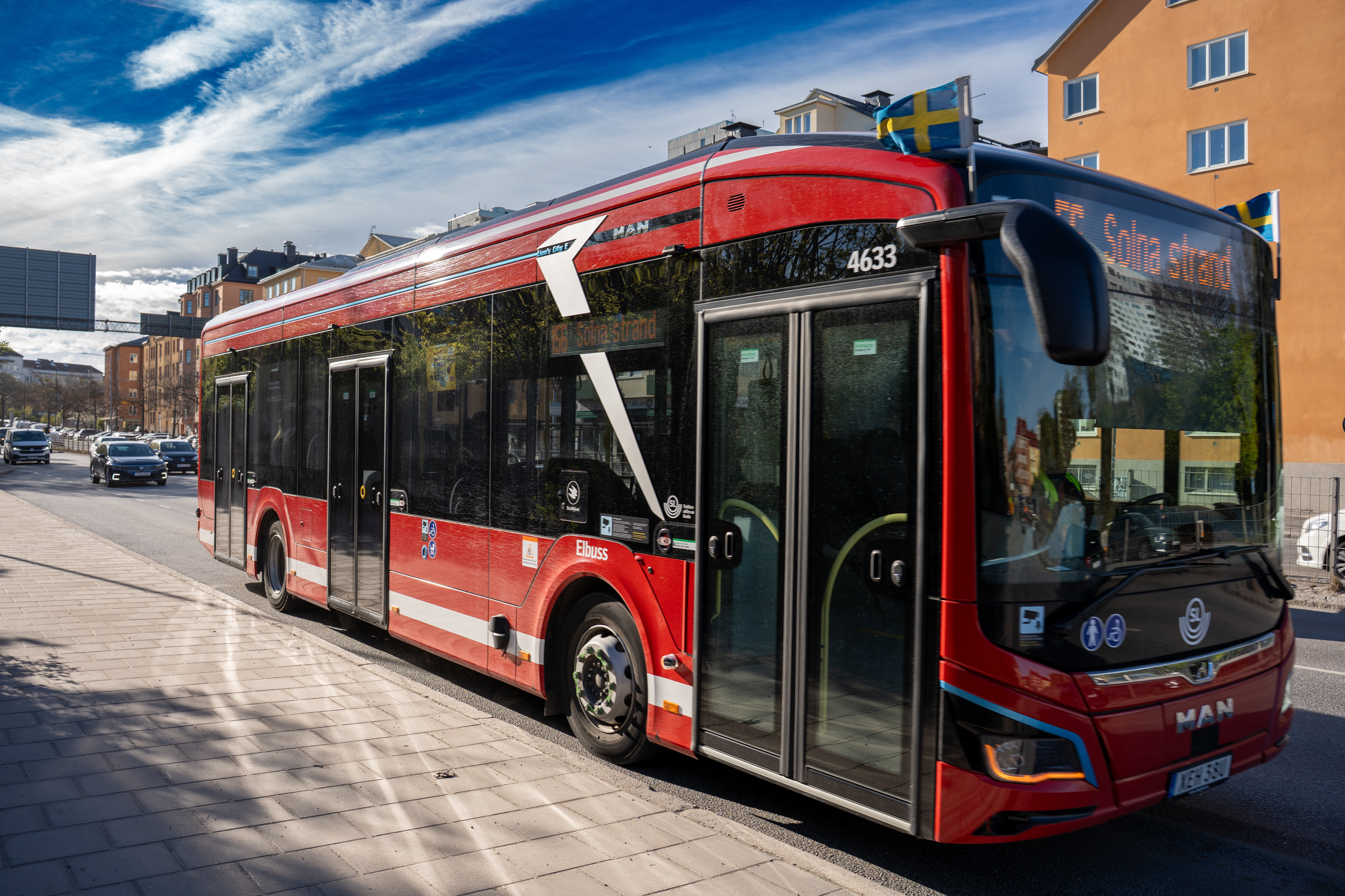 Si les bus électriques représentent un investissement initial plus élevé que les véhicules diesel, leurs coûts d'exploitation sont inférieurs.
