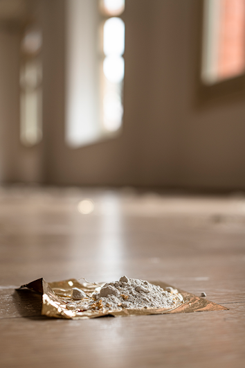 Dean Cross, Monuments (2018 – ongoing indefinitely, 2020 iteration), handfuls of Ngunnawal ochre & gold leaf, dimensions variable; photos: Kai Wasikowski for 4A Centre for Contemporary Asian art; courtesy the artist.