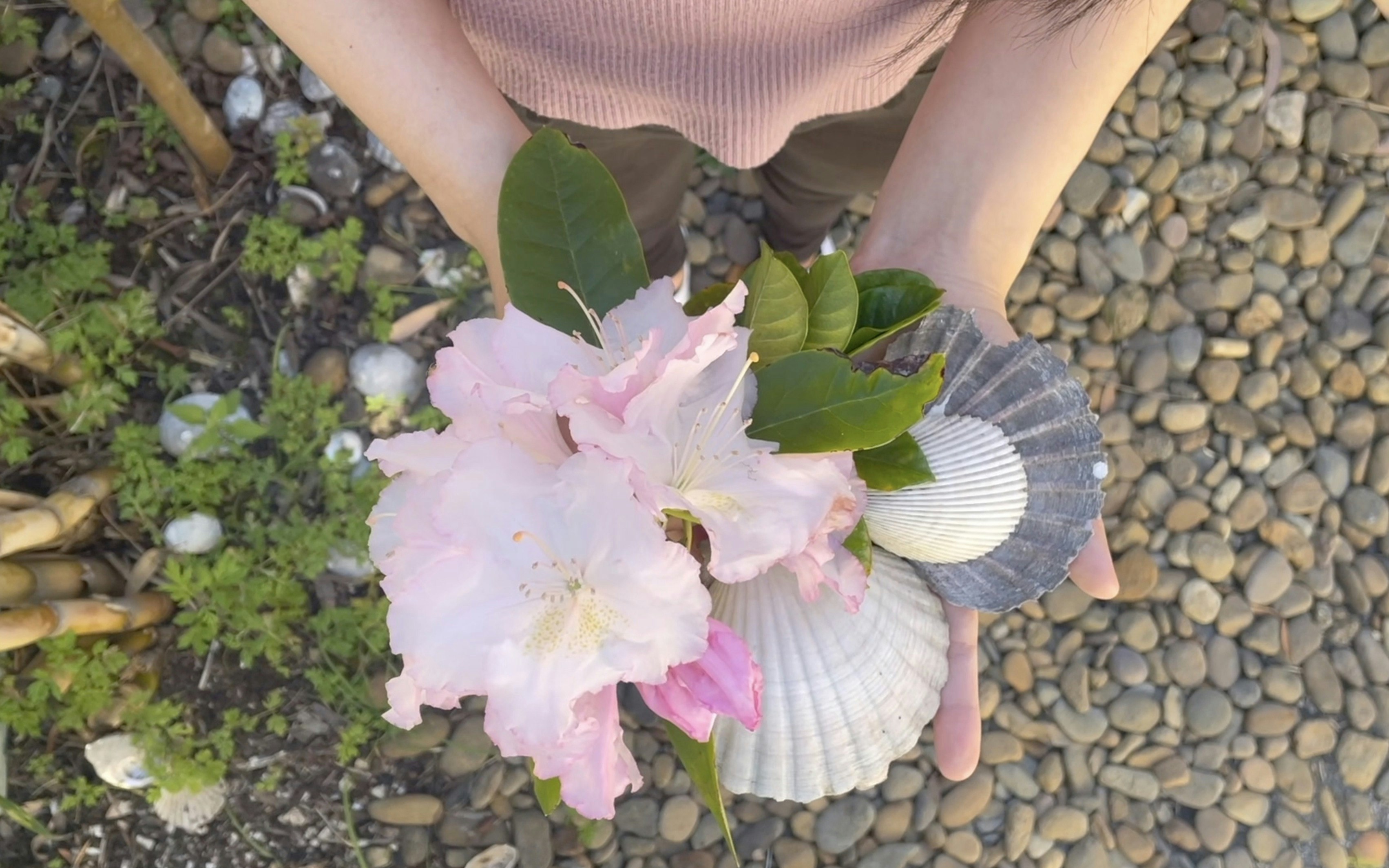 Clay flowers with Ruth Ju-Shih Li