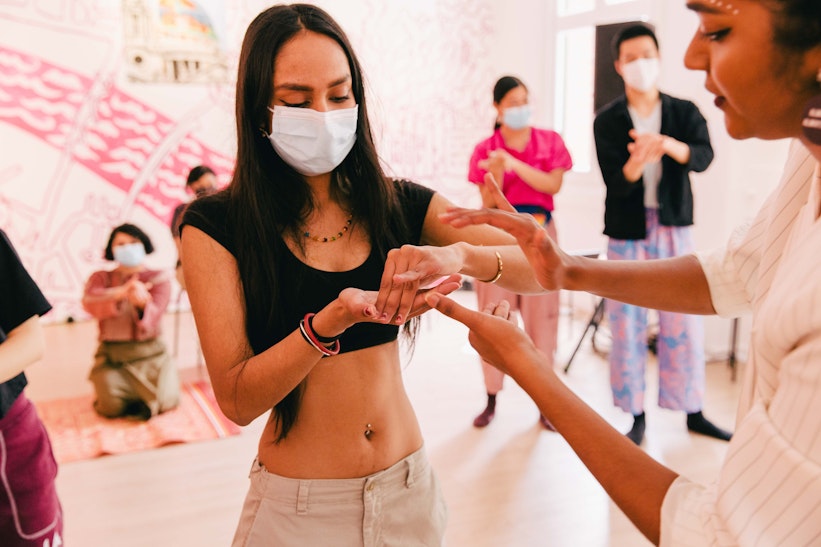 A movement - based workshop with BINDI BOSSES, 4A Centre for Contemporary Asian Art; photo: Anna Hay.