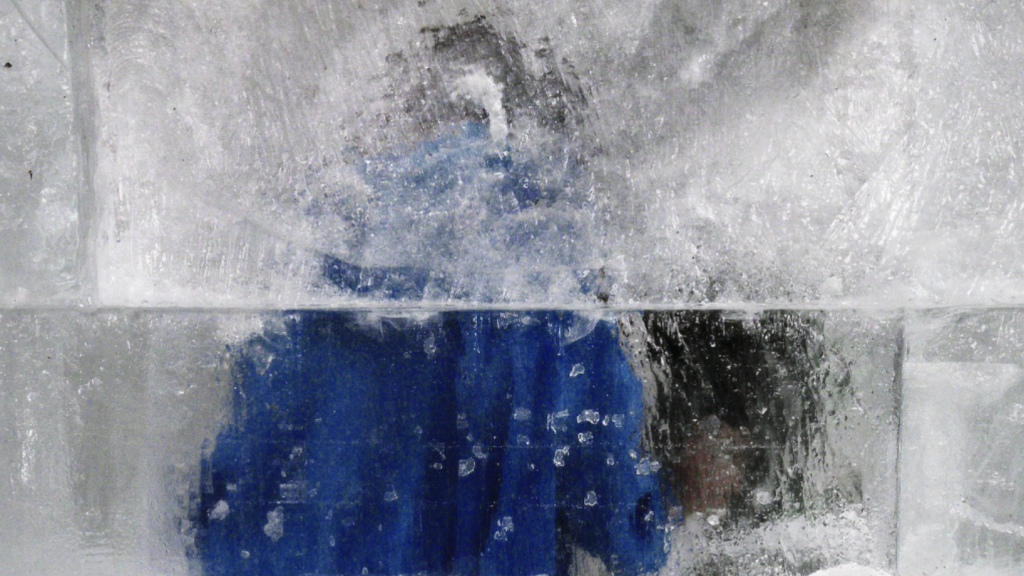 Main Image: Xiao Lu, Detail of Polar 极地, 2016, Photographic documentation of 23 October 2016 performance in Beijing, China by Yi Zhilei, courtesy of Xiao Lu