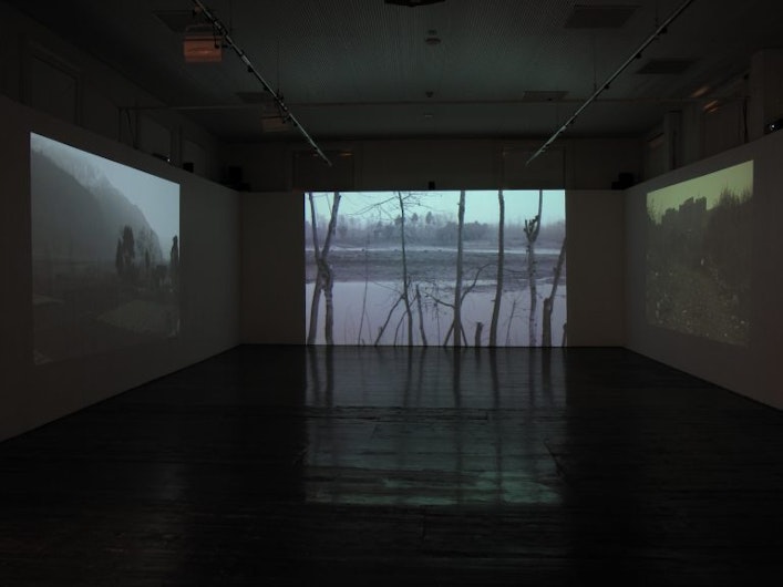 Qiu Anxiong, Nostalgia, six channel digital video installation with 5.1 surround sound. Soundtrack: Ou Bo.