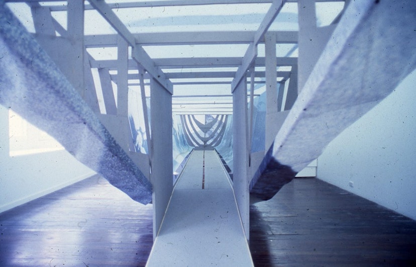 Dacchi Dang, The Boat [interior], 2001, installation view