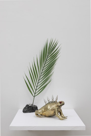 Lia Tabrah, Gold Punk Toad, 2019, 24ct gold plated cane toad featuring Swarovski crystals and metal spikes