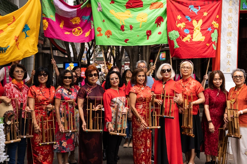 ason Phu, KTSHCSGATENUN Fun Extravaganza New Year Chinatown Parade, 2026. Photograph by Christina Mishell.