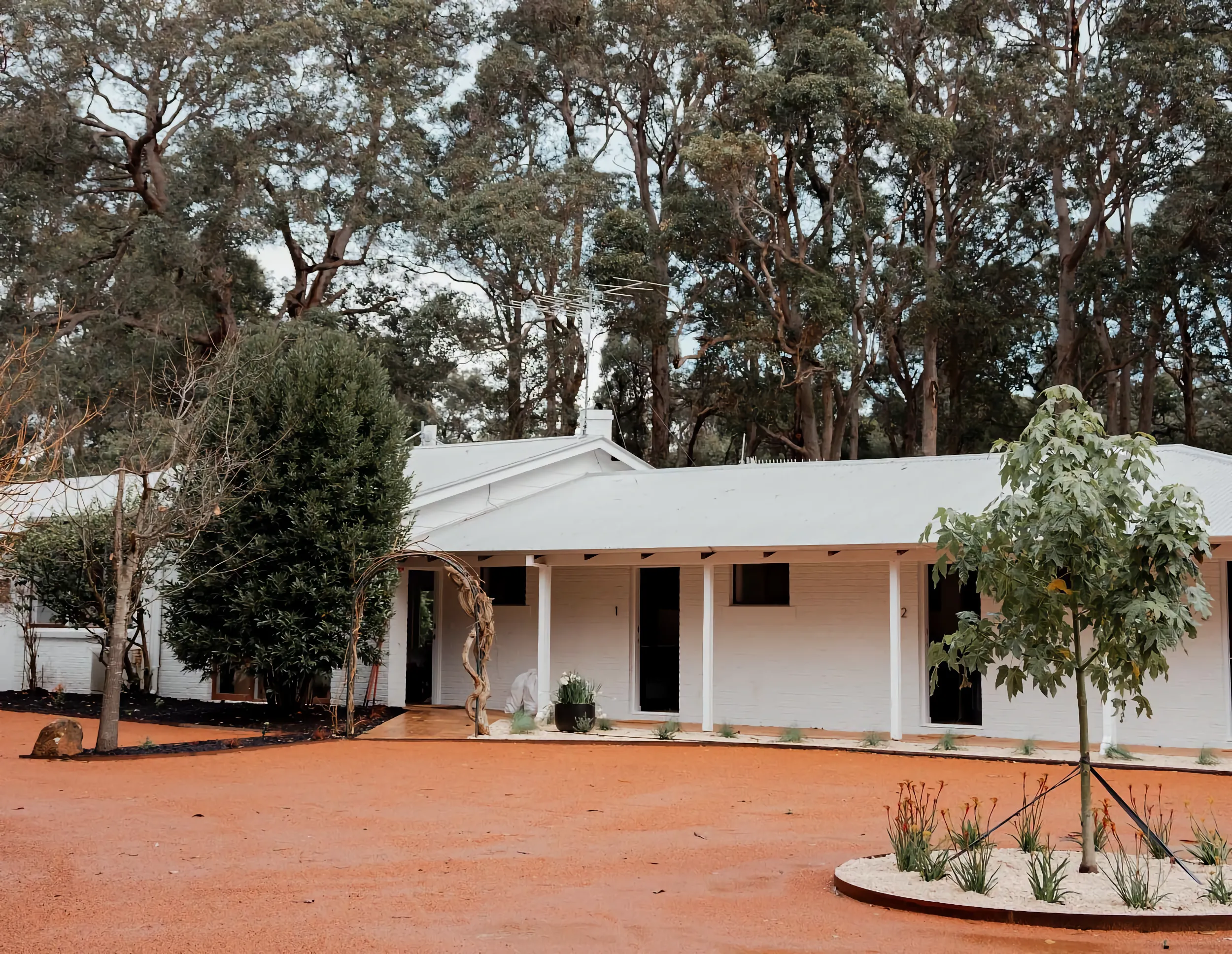 Chambre Estate exterior.