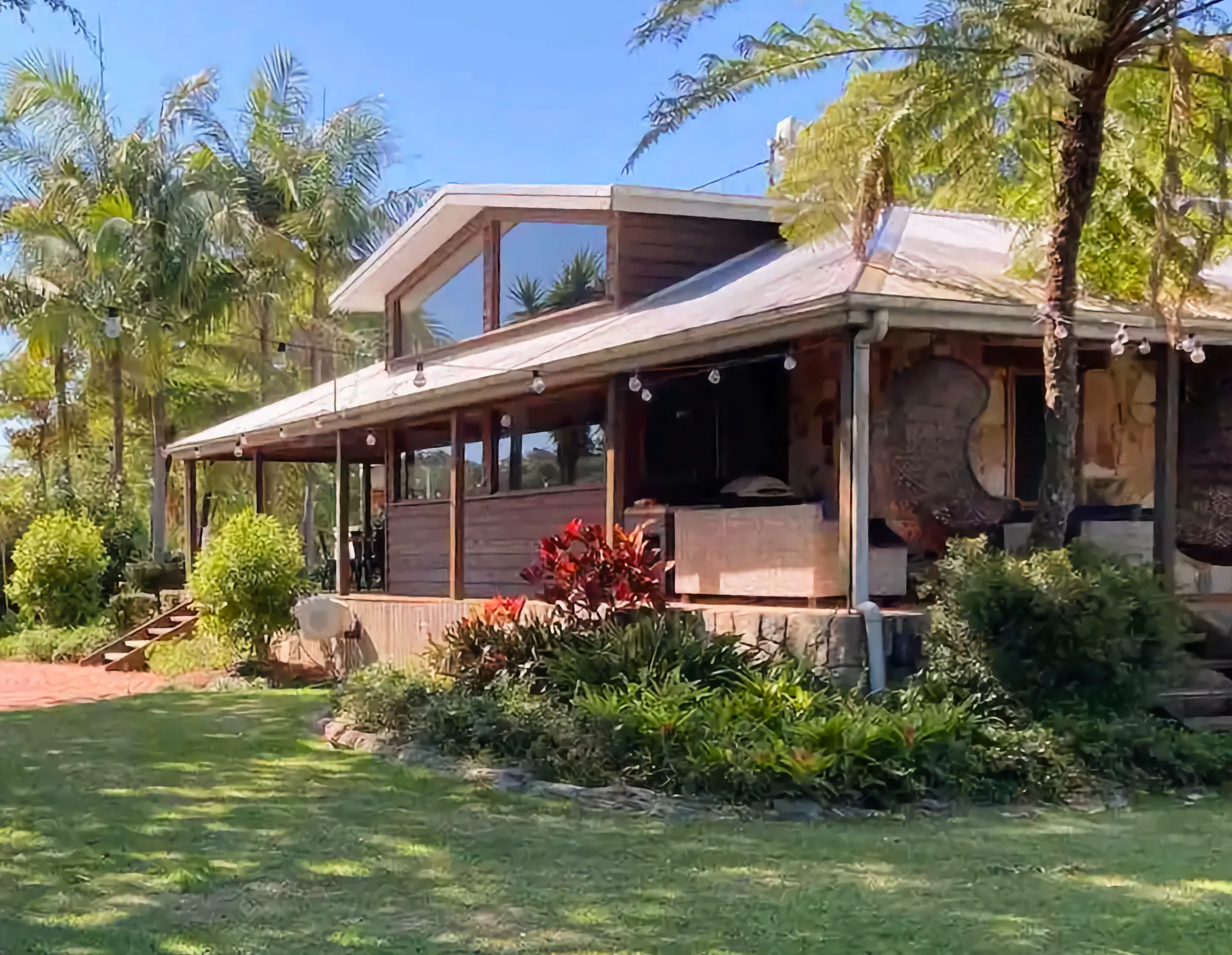 Twin River Ranch accommodation exterior.