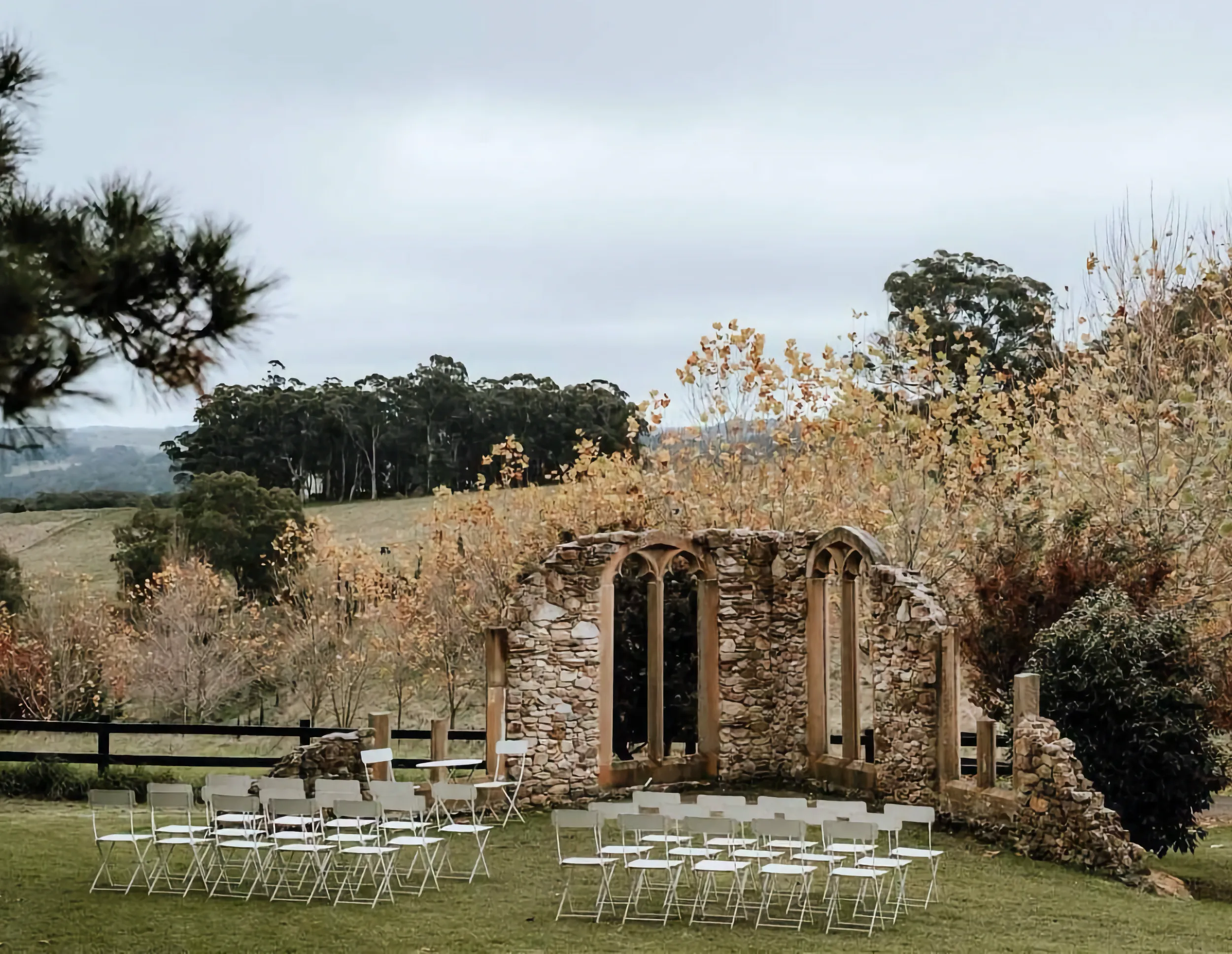 Outdoor ceremony at Mali Brae Farm