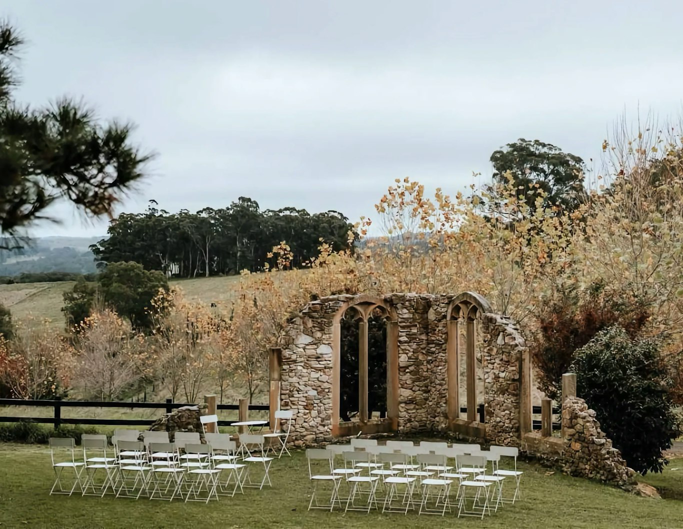 Outdoor ceremony at Mali Brae Farm