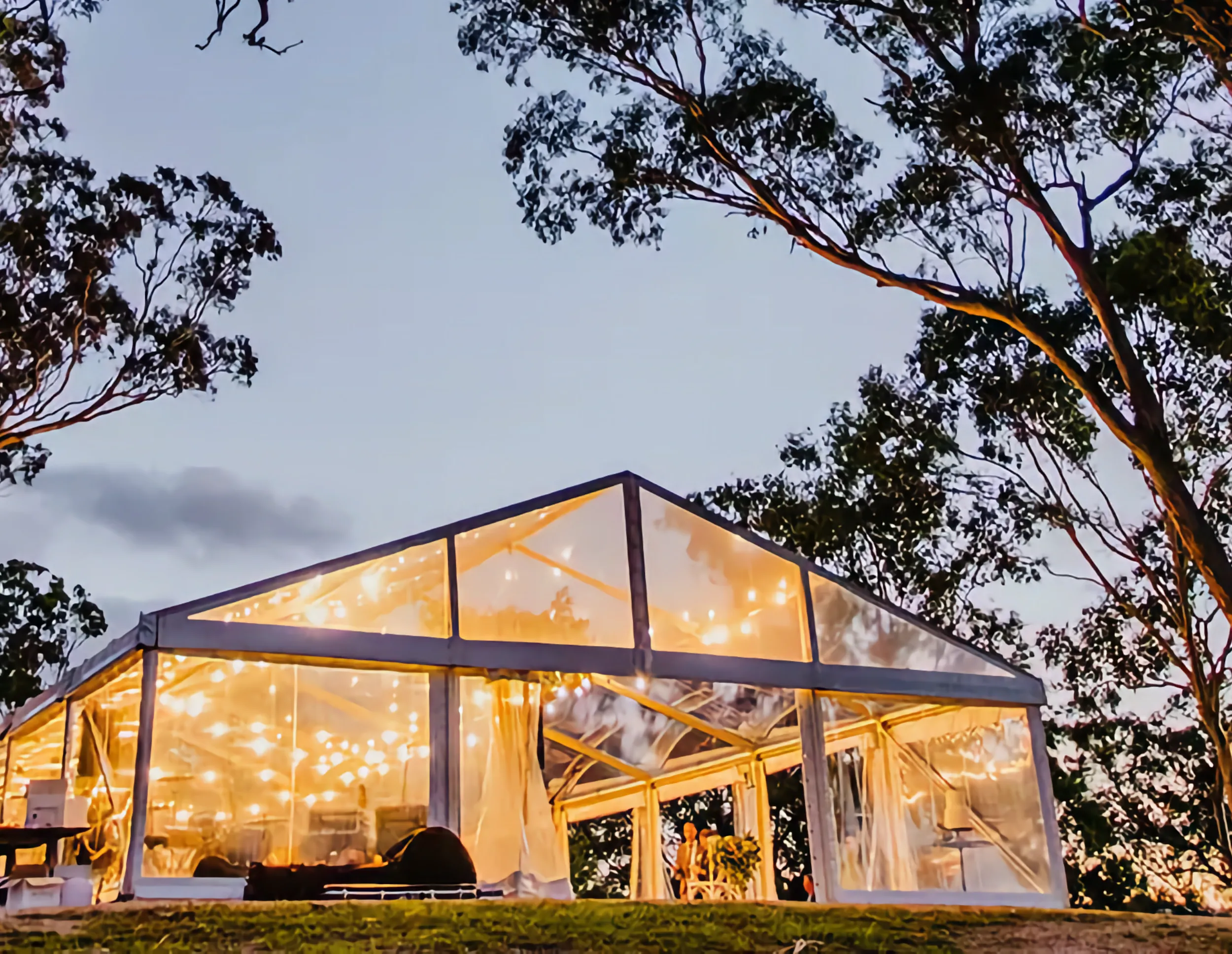 Marquee in the gardens of Dryridge Estate