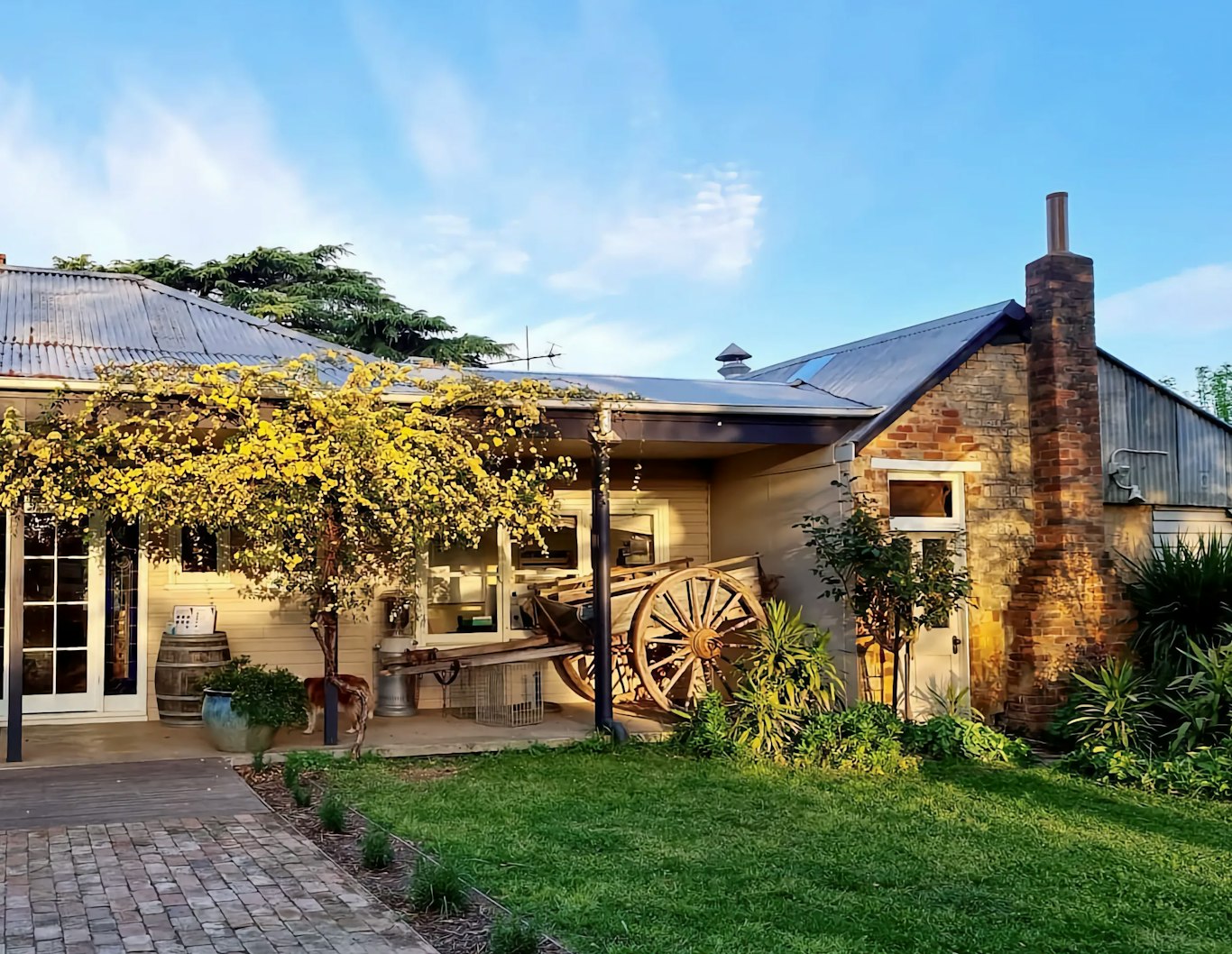 Exterior of Lake Moodemere Estate
