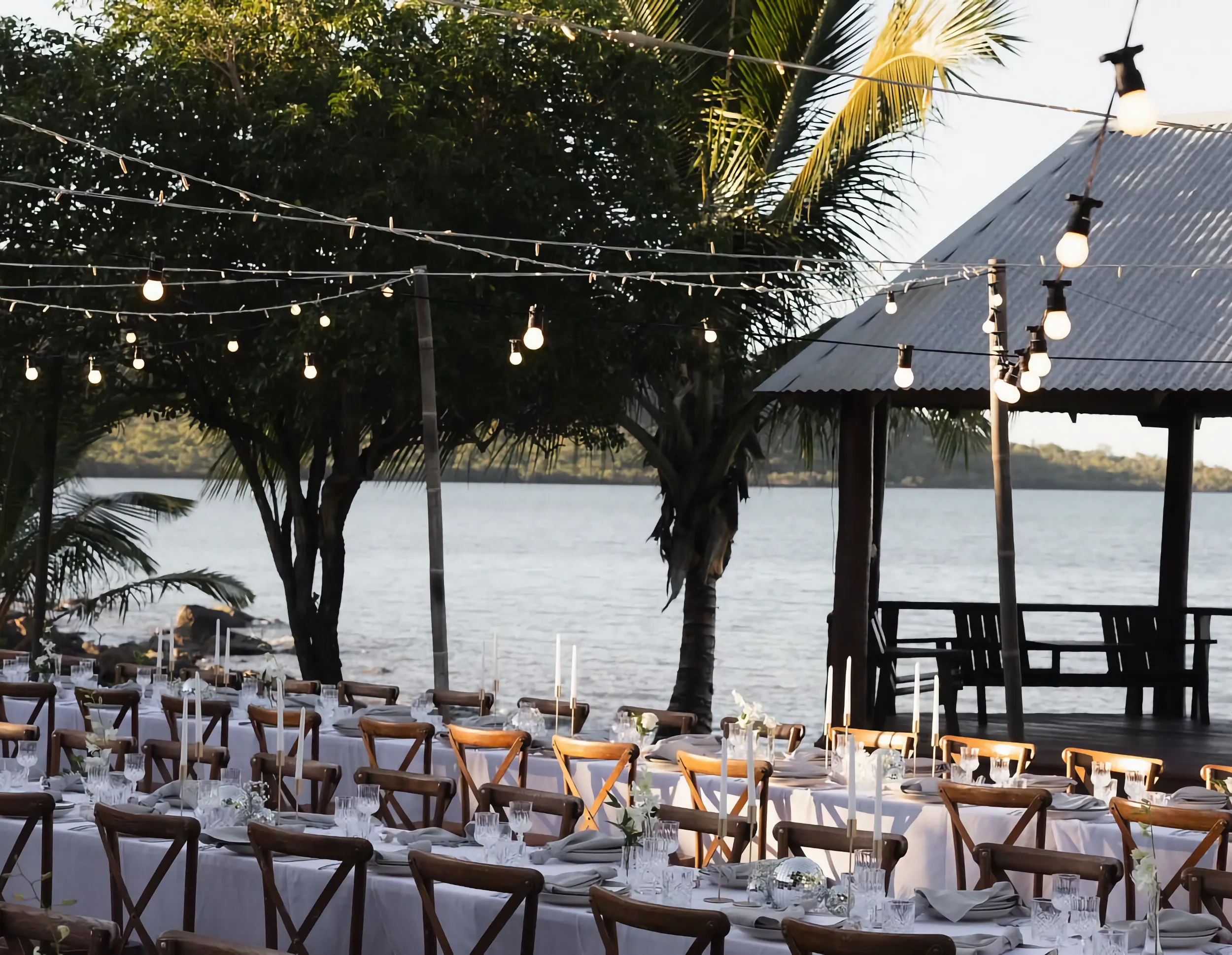 Wedding reception outdorrs at Earlando