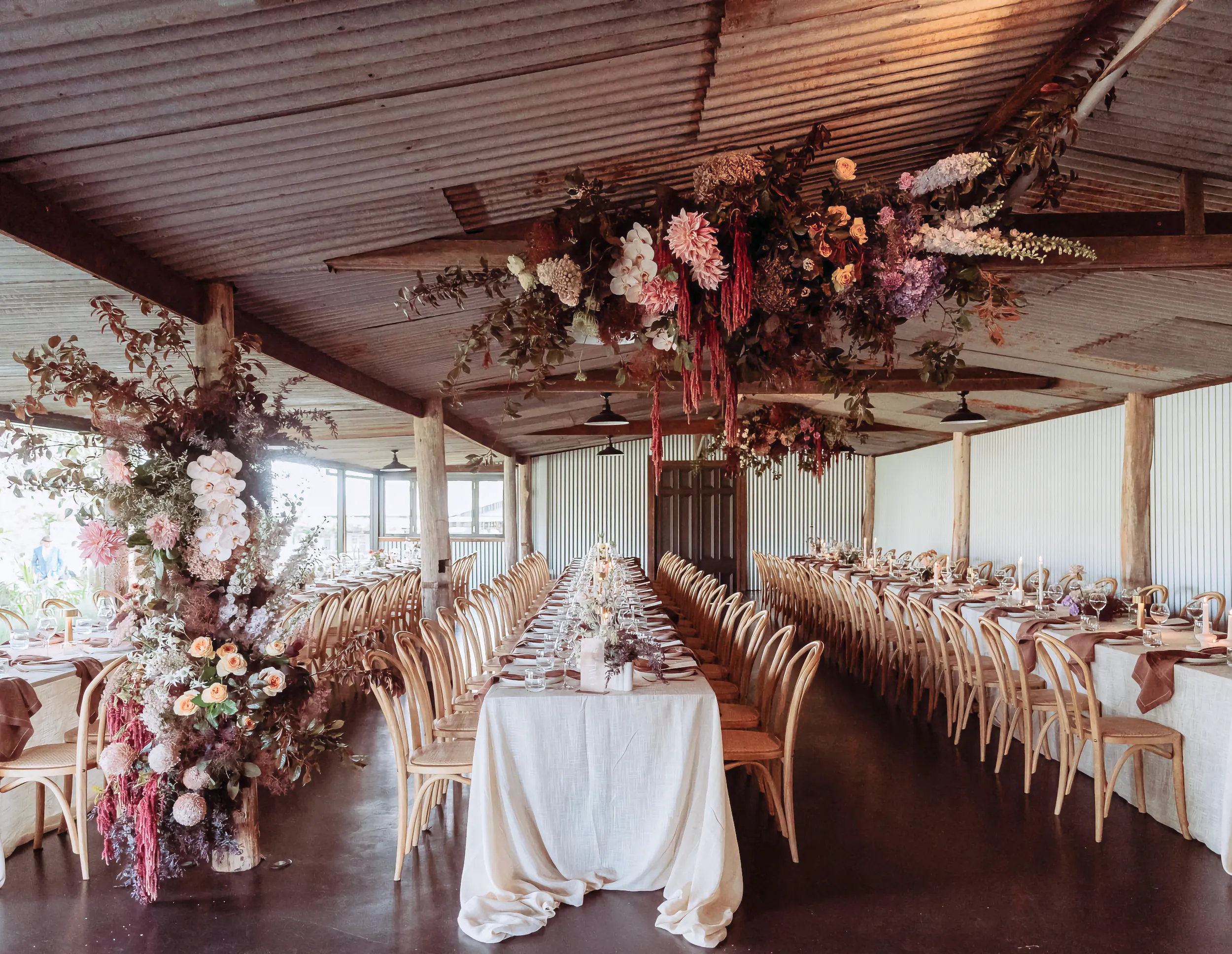Wedding reception setup at Bunnyconnellen