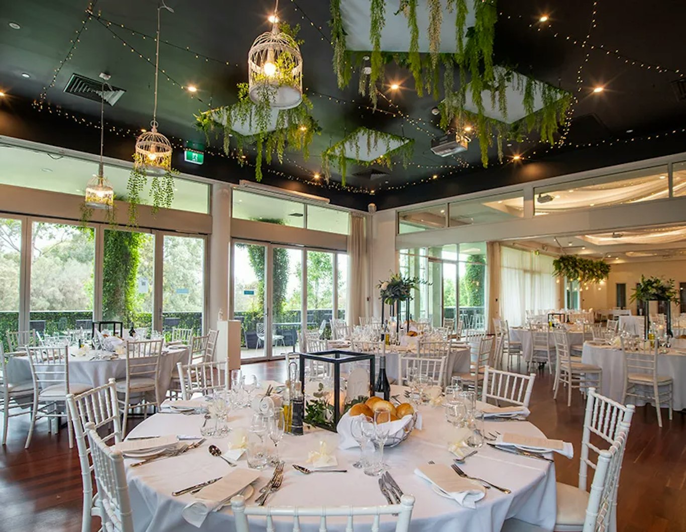 Interior of Sfera's