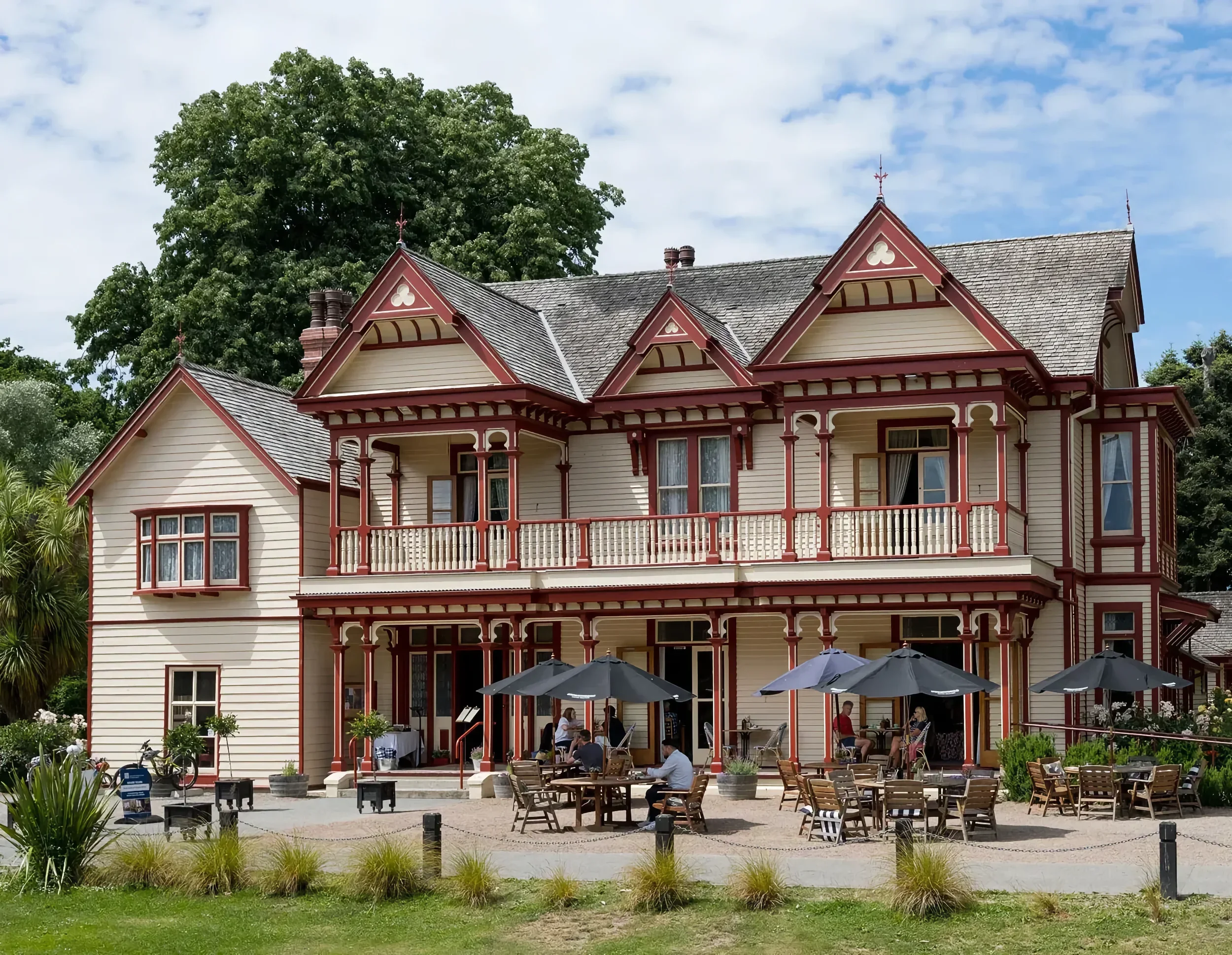 Exterior of Riccardton House