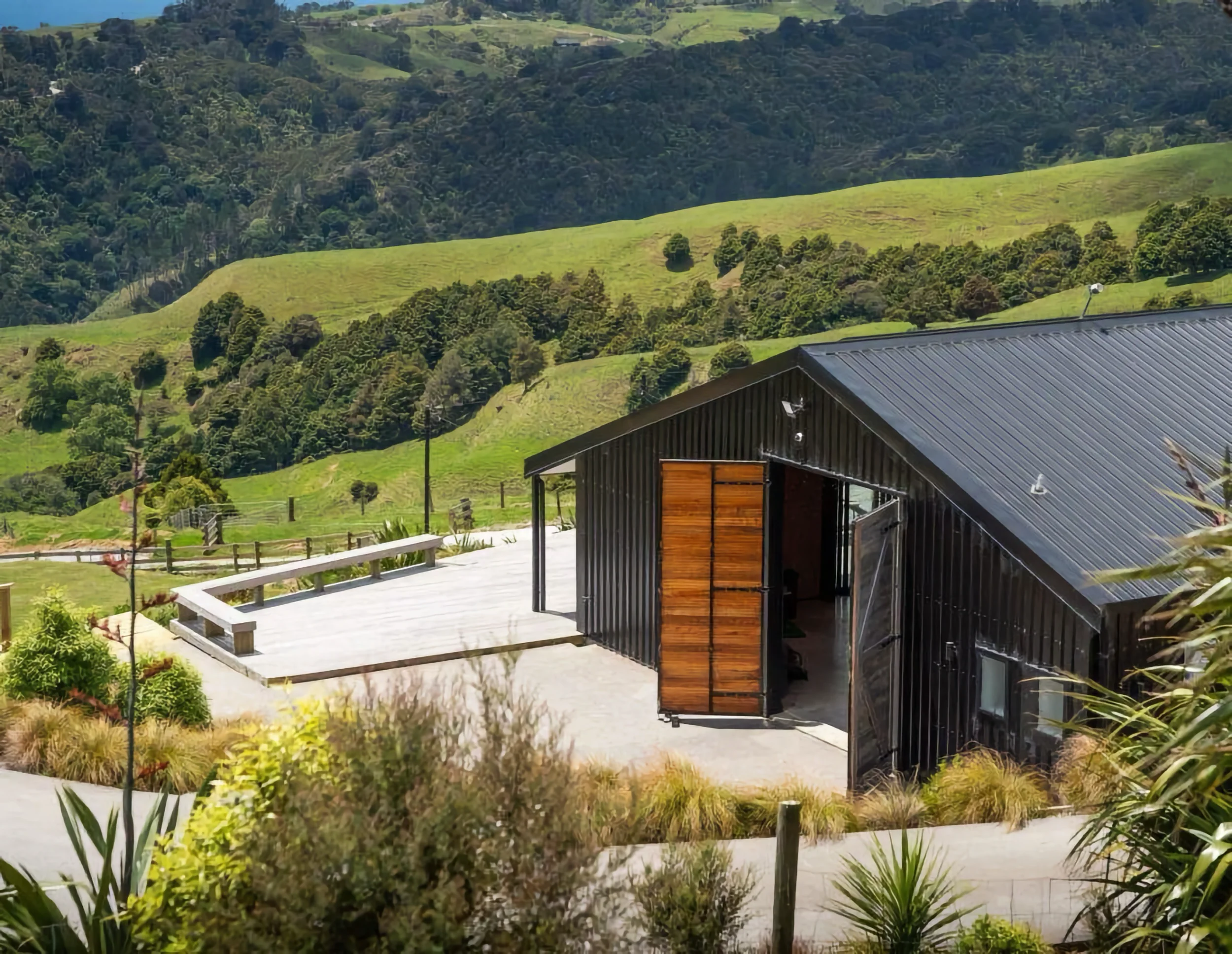 Exterior of Vanderosa Farms