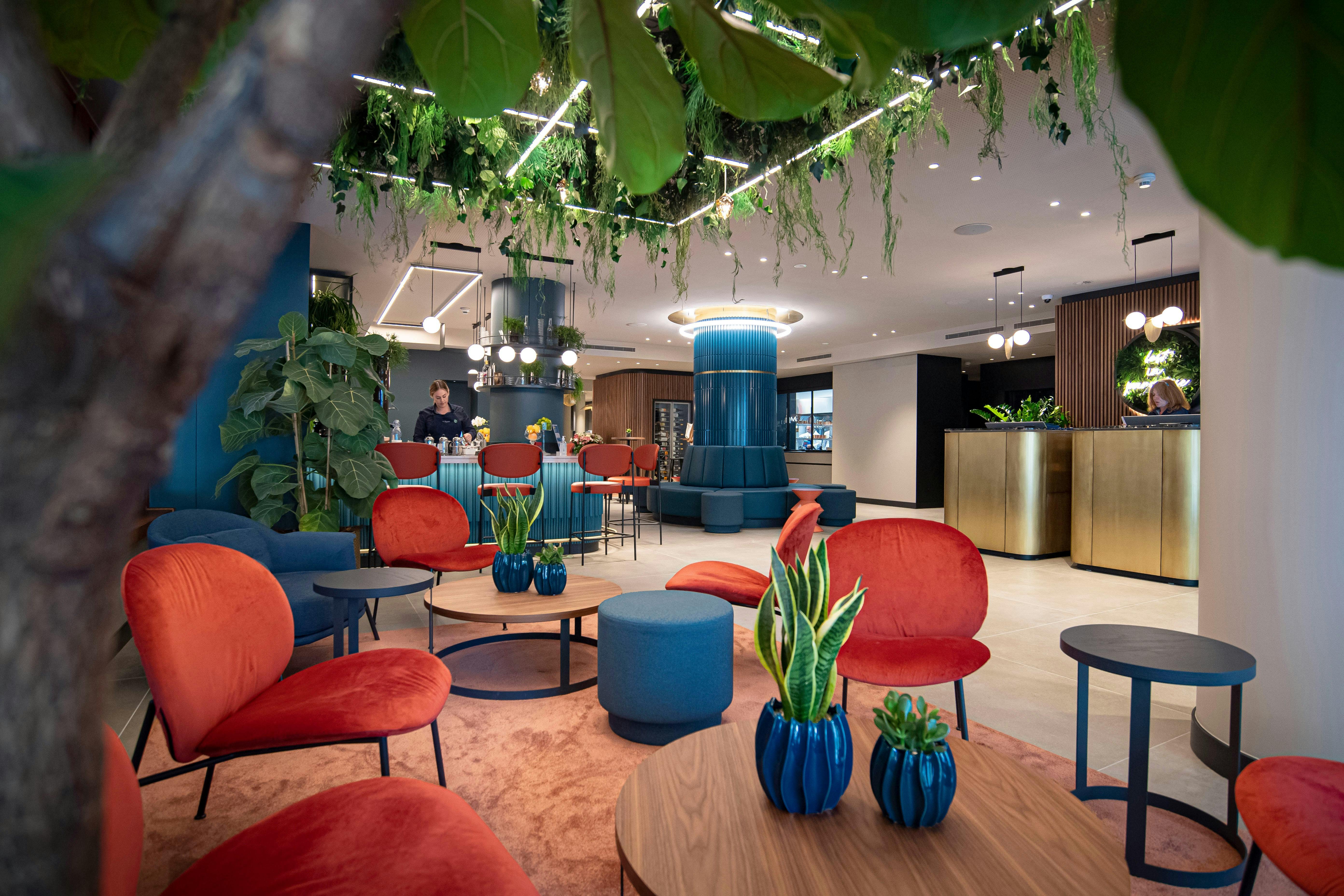 Cover Image for Lobby