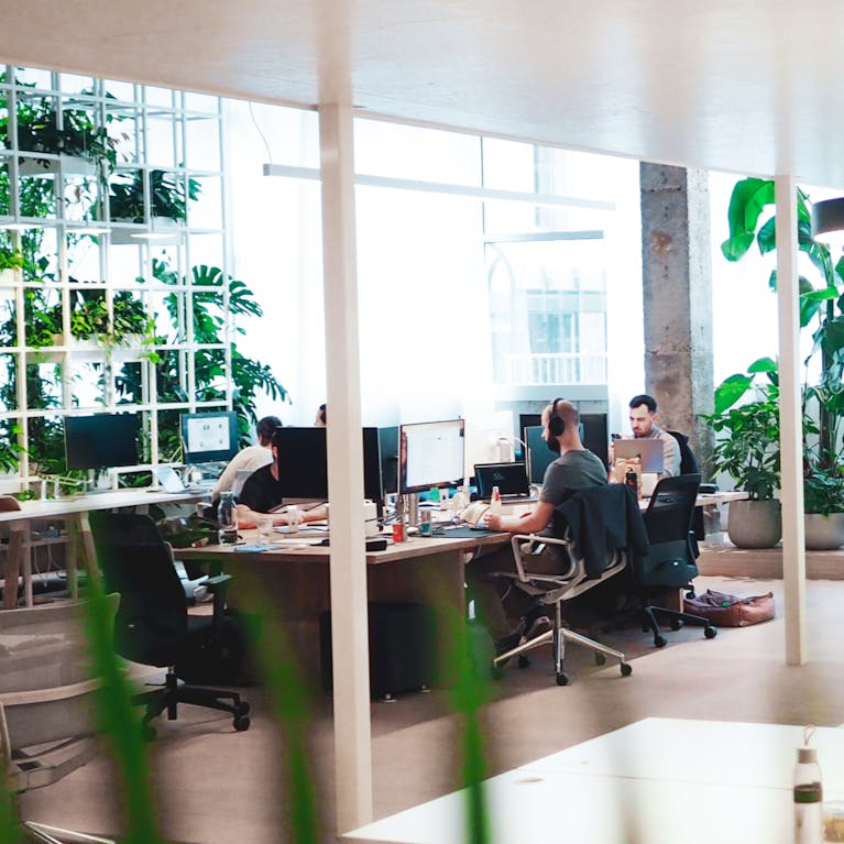 Overview of people in the office of Craftzing